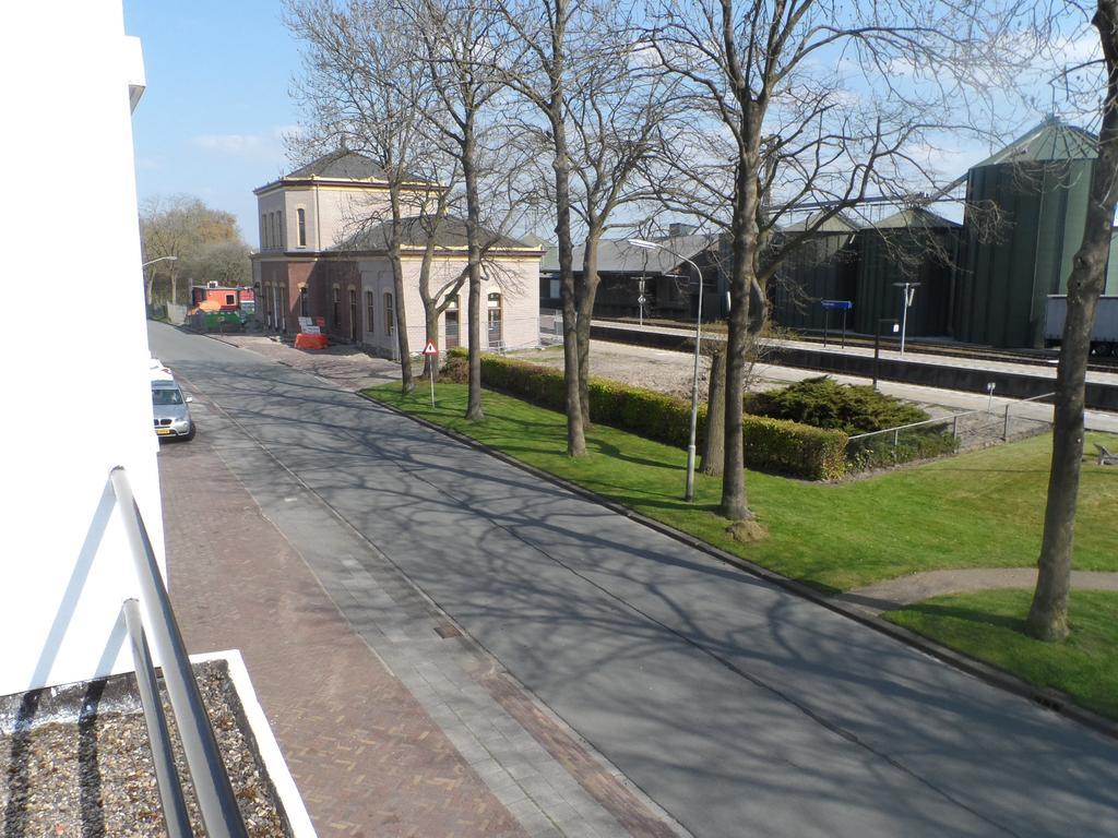 Hulsebos Hotell Zuidbroek Exteriör bild