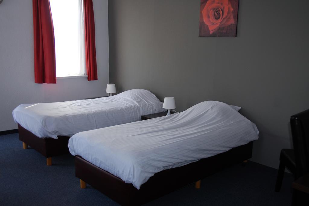 Hulsebos Hotell Zuidbroek Exteriör bild